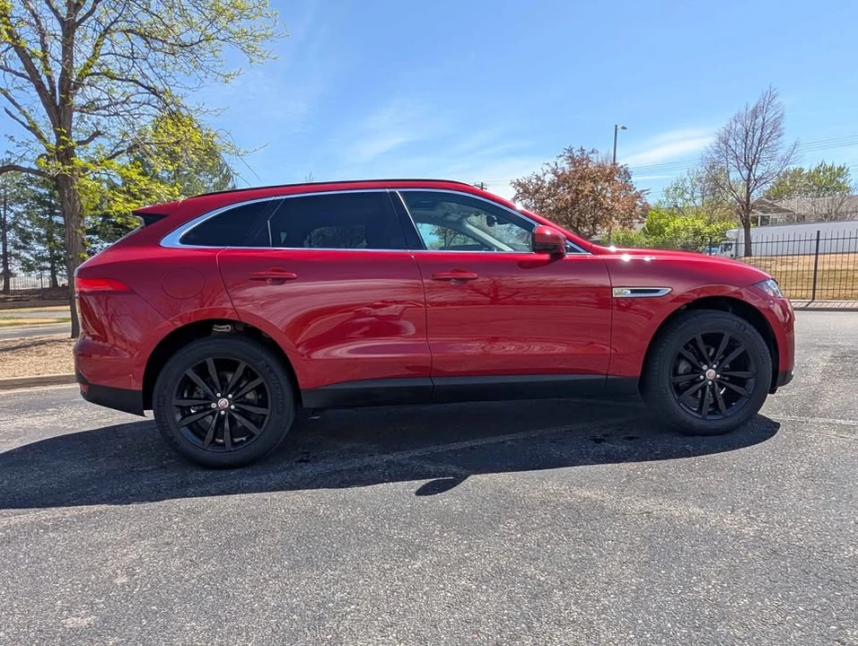 2018 Jaguar F-Pace - Image 3 of 17