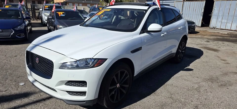2018 Jaguar F-Pace - Image 2 of 16