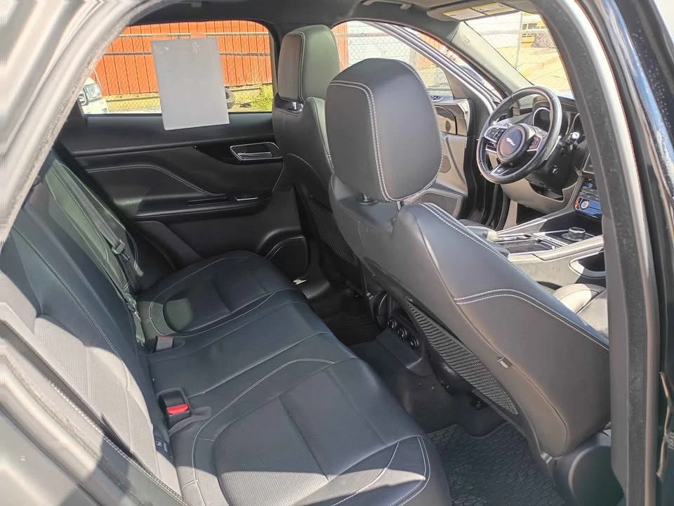 2018 Jaguar F-Pace - Image 17 of 20