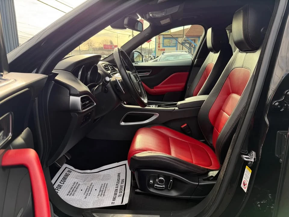2018 Jaguar F-Pace - Image 9 of 20
