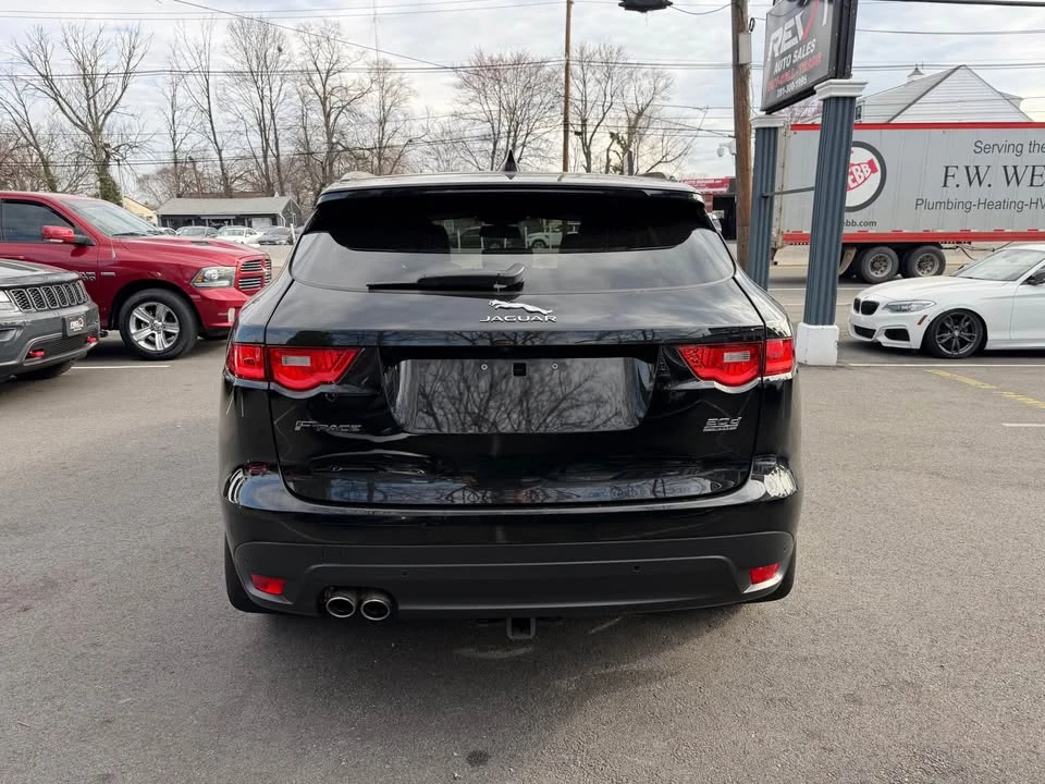 2018 Jaguar F-Pace - Image 4 of 20