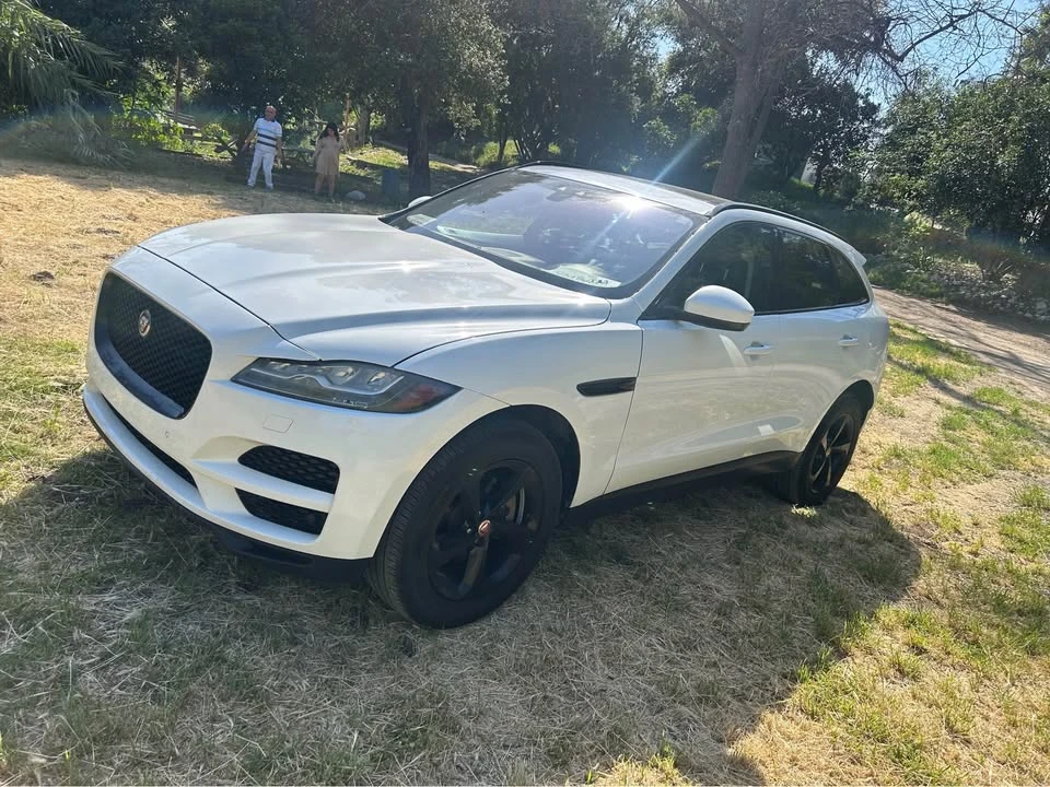 2018 Jaguar F-Pace - Image 6 of 11