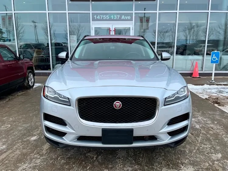 2018 Jaguar F-Pace - Image 8 of 19