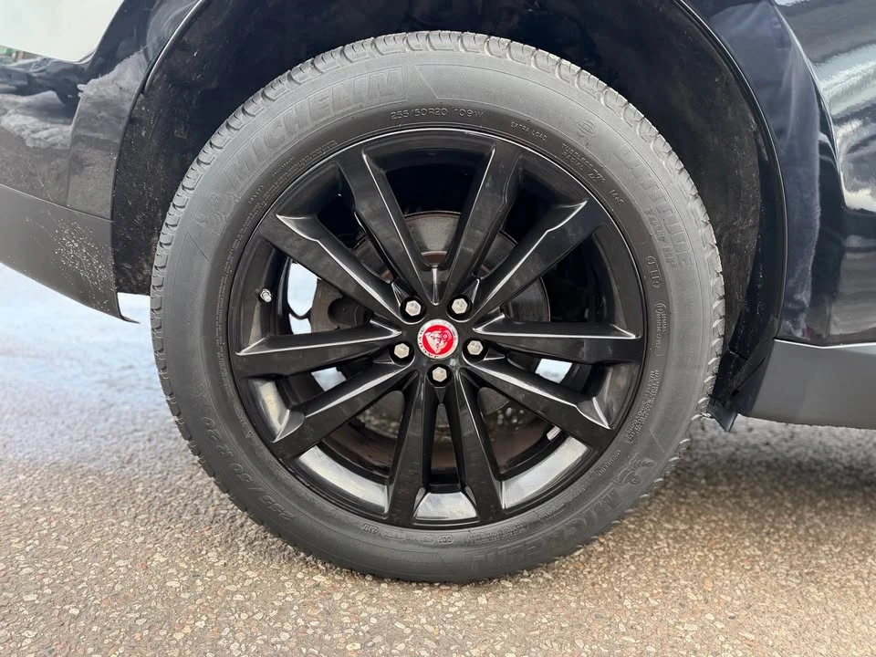 2018 Jaguar F-Pace - Image 7 of 20
