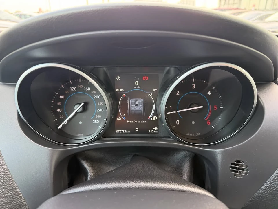 2018 Jaguar F-Pace - Image 18 of 20