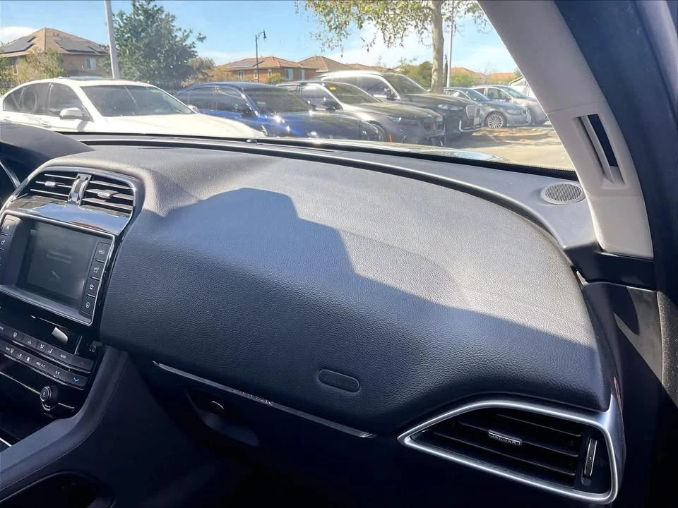 2018 Jaguar F-Pace - Image 8 of 15