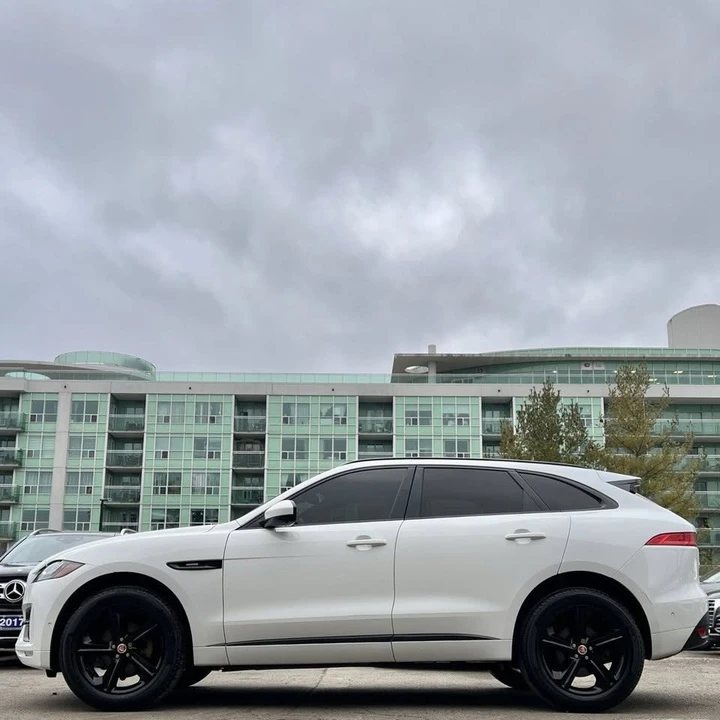2018 Jaguar F-Pace - Image 3 of 12