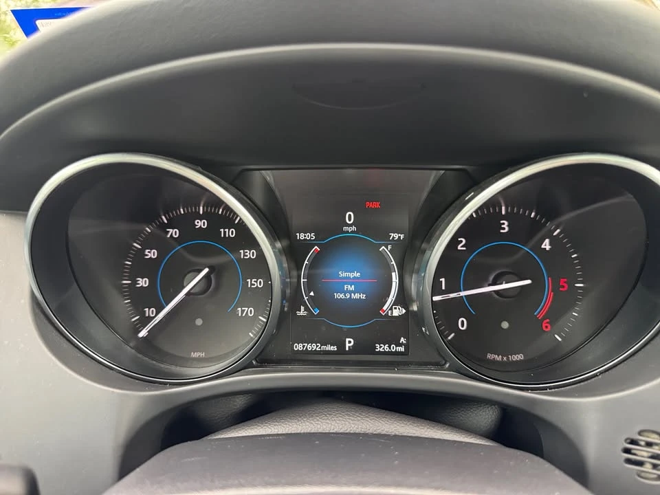 2018 Jaguar F-Pace - Image 13 of 20