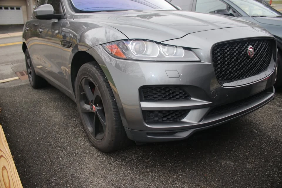 2018 Jaguar F-Pace - Image 2 of 13