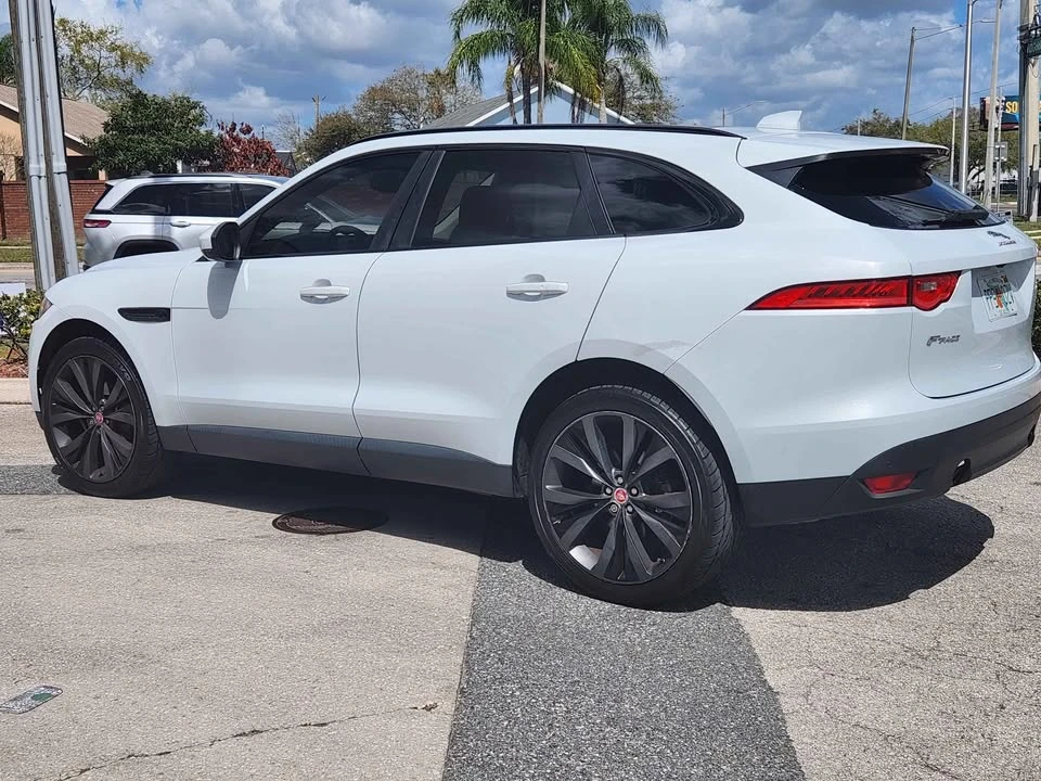 2018 Jaguar F-Pace - Image 10 of 14