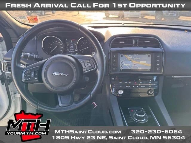 2018 Jaguar F-Pace - Image 11 of 13