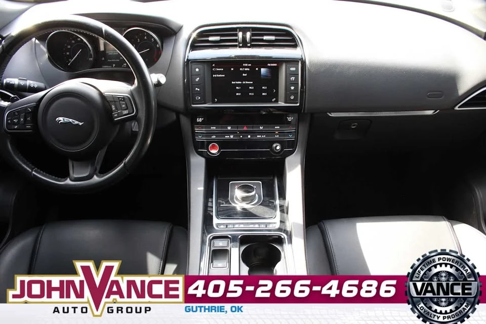 2018 Jaguar F-Pace - Image 8 of 12