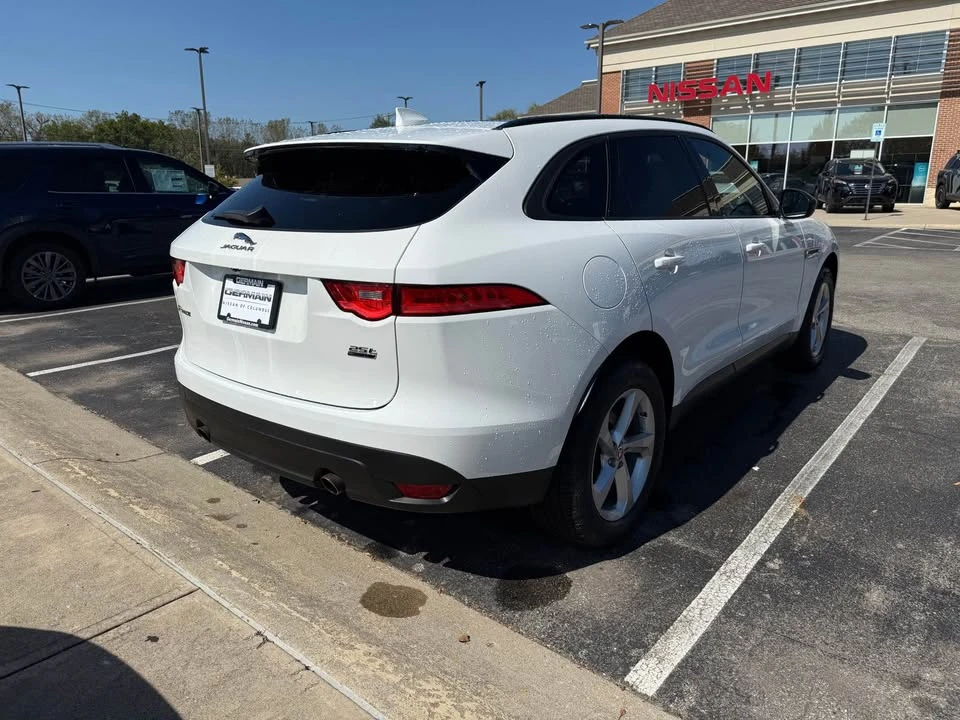 2018 Jaguar F-Pace - Image 4 of 10