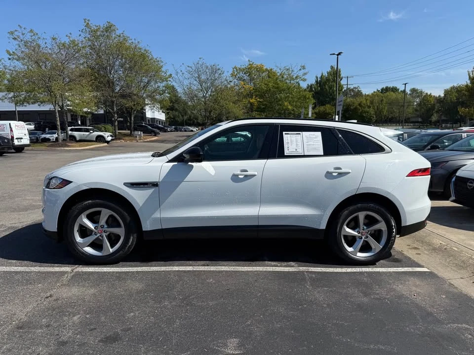 2018 Jaguar F-Pace - Image 2 of 10