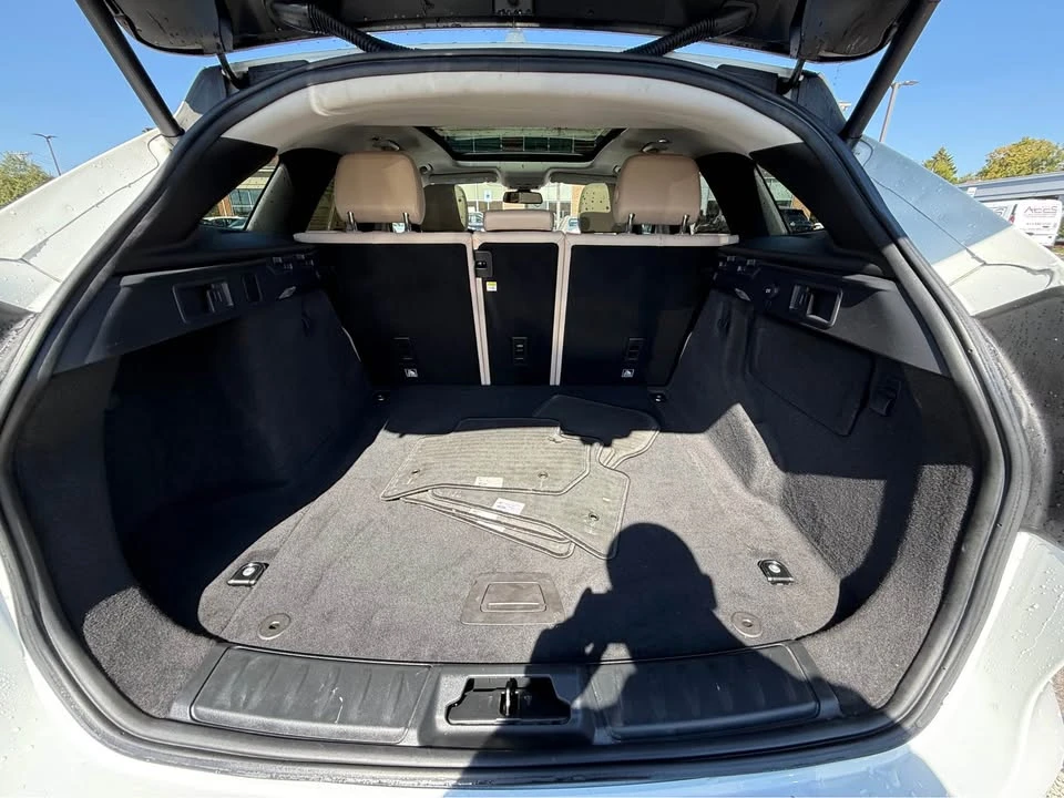 2018 Jaguar F-Pace - Image 10 of 10