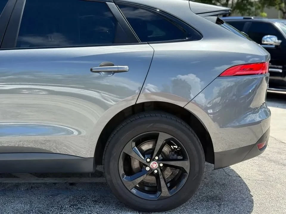 2018 Jaguar F-Pace - Image 8 of 19