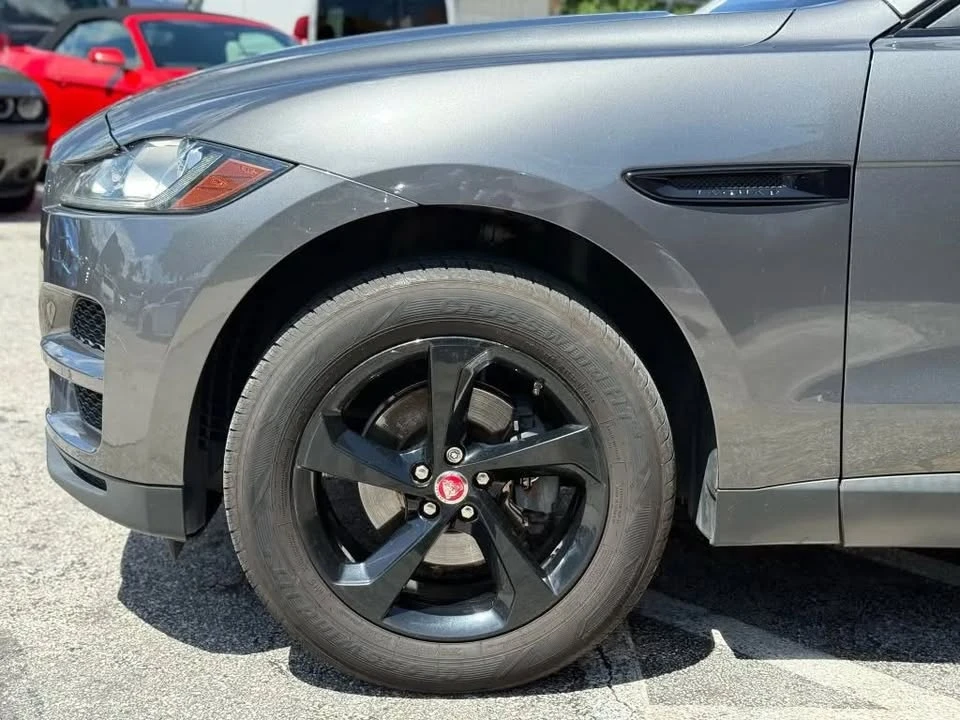 2018 Jaguar F-Pace - Image 7 of 19