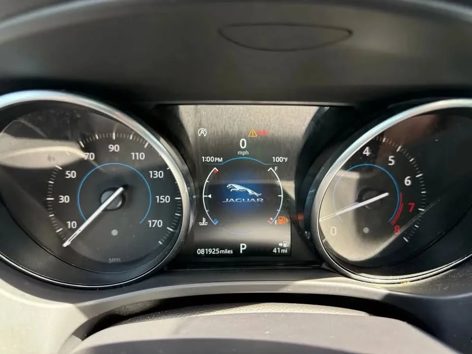 2018 Jaguar F-Pace - Image 13 of 20