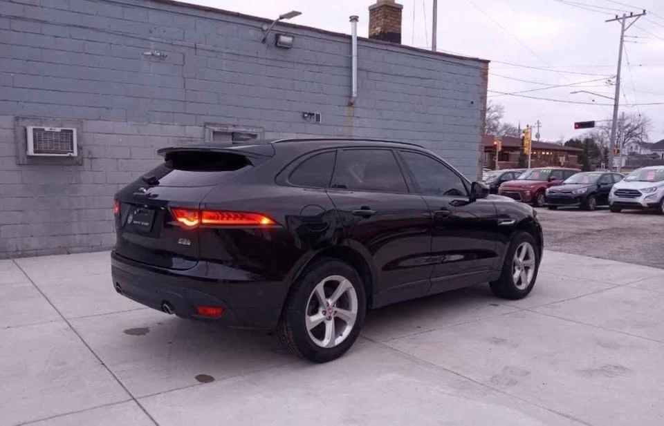 2018 Jaguar F-Pace - Image 5 of 18