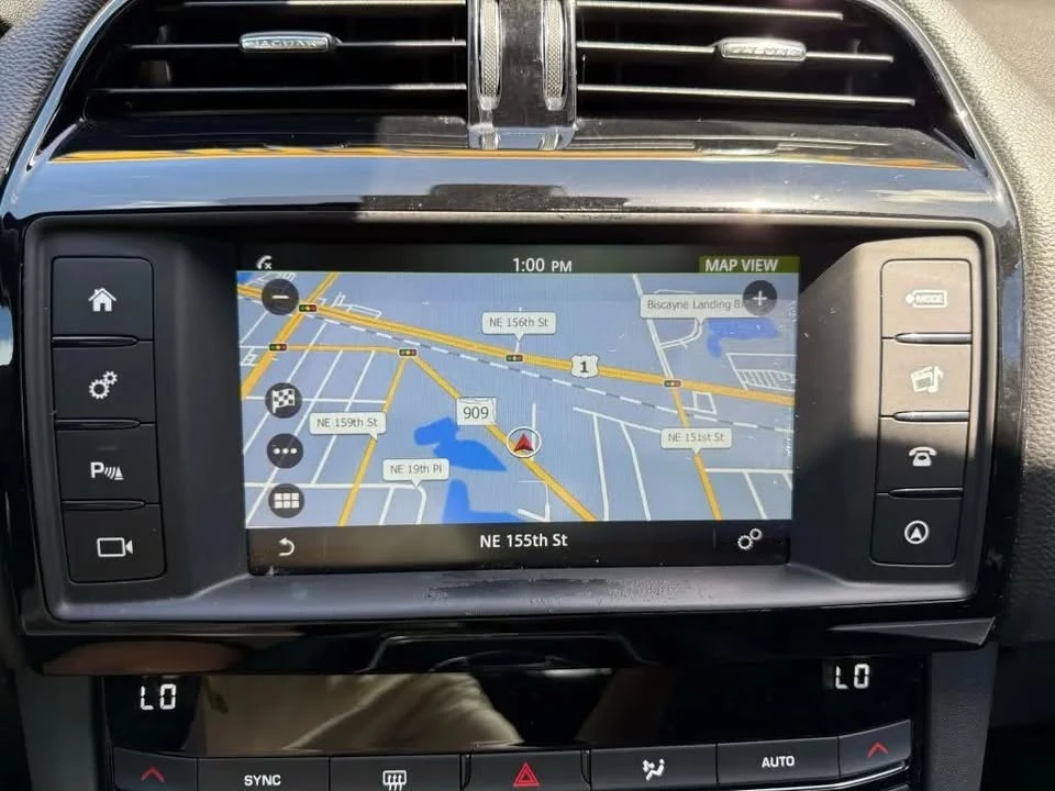 2018 Jaguar F-Pace - Image 14 of 20