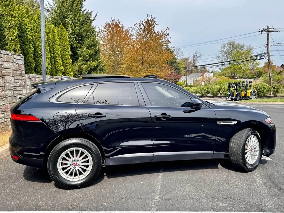 2018 Jaguar F-Pace - Image 3 of 20