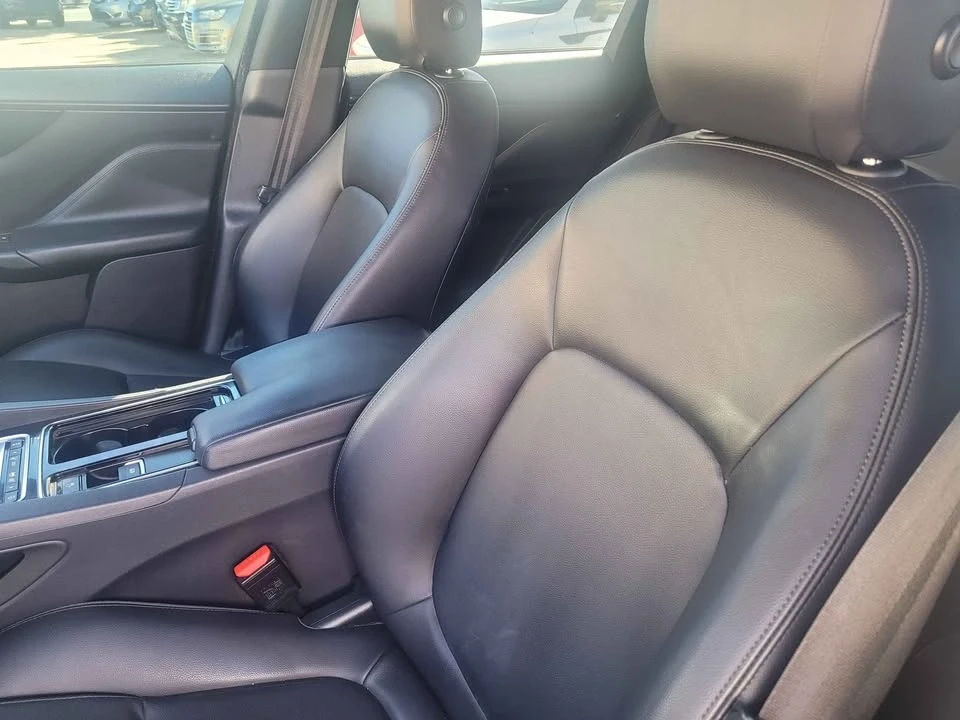 2018 Jaguar F-Pace - Image 7 of 9