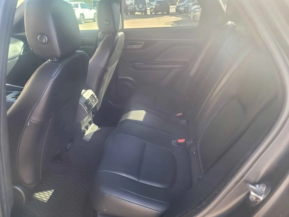 2018 Jaguar F-Pace - Image 6 of 9