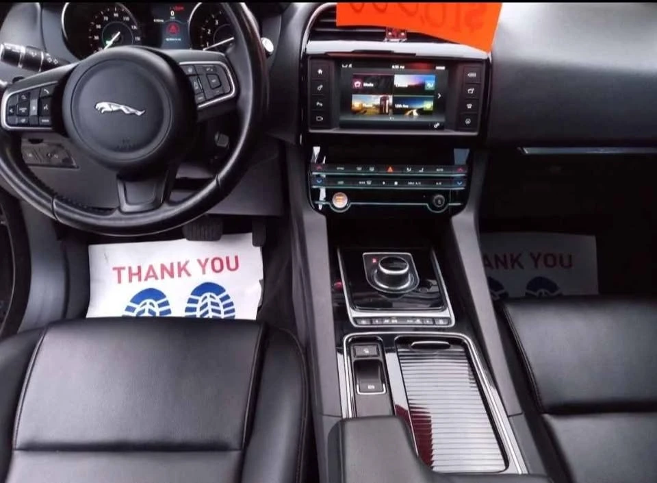 2018 Jaguar F-Pace - Image 11 of 18