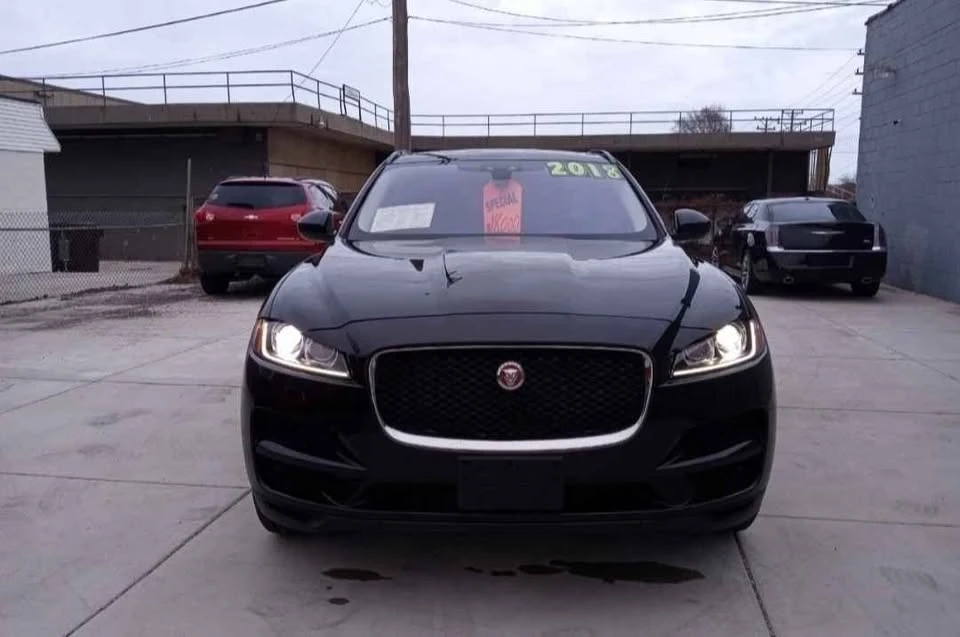 2018 Jaguar F-Pace - Image 3 of 18