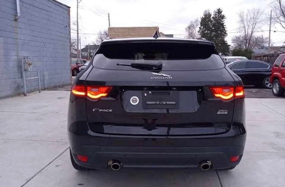 2018 Jaguar F-Pace - Image 6 of 18
