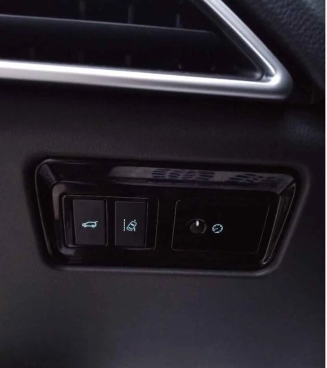 2018 Jaguar F-Pace - Image 12 of 18