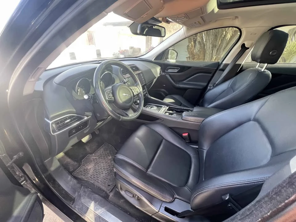 2018 Jaguar F-Pace - Image 5 of 7