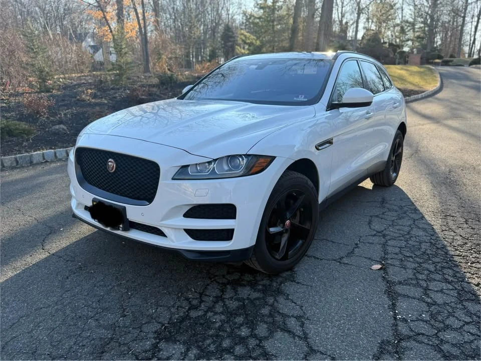 2018 Jaguar F-Pace - Image 2 of 6