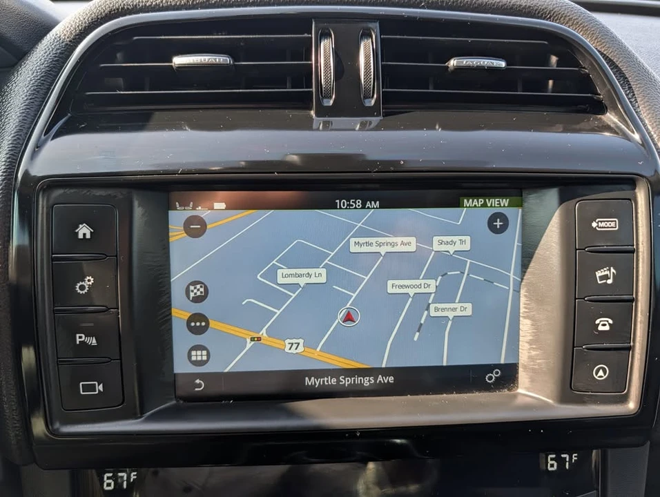 2018 Jaguar F-Pace - Image 14 of 19