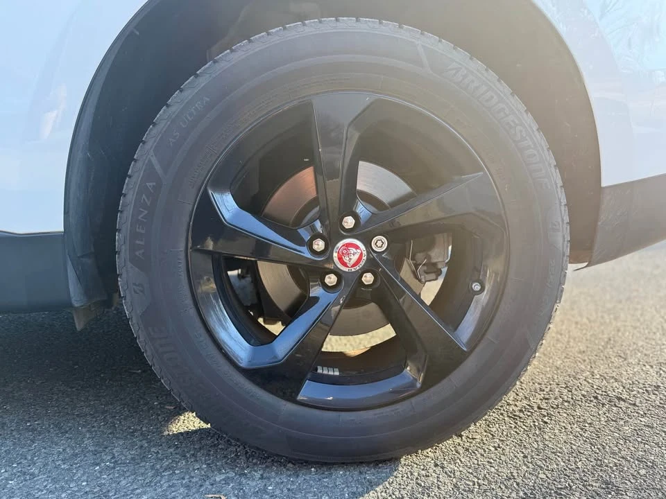 2018 Jaguar F-Pace - Image 6 of 6