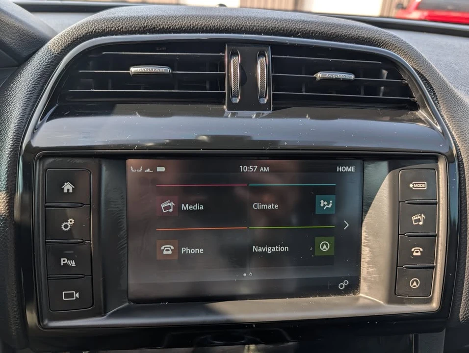2018 Jaguar F-Pace - Image 12 of 19