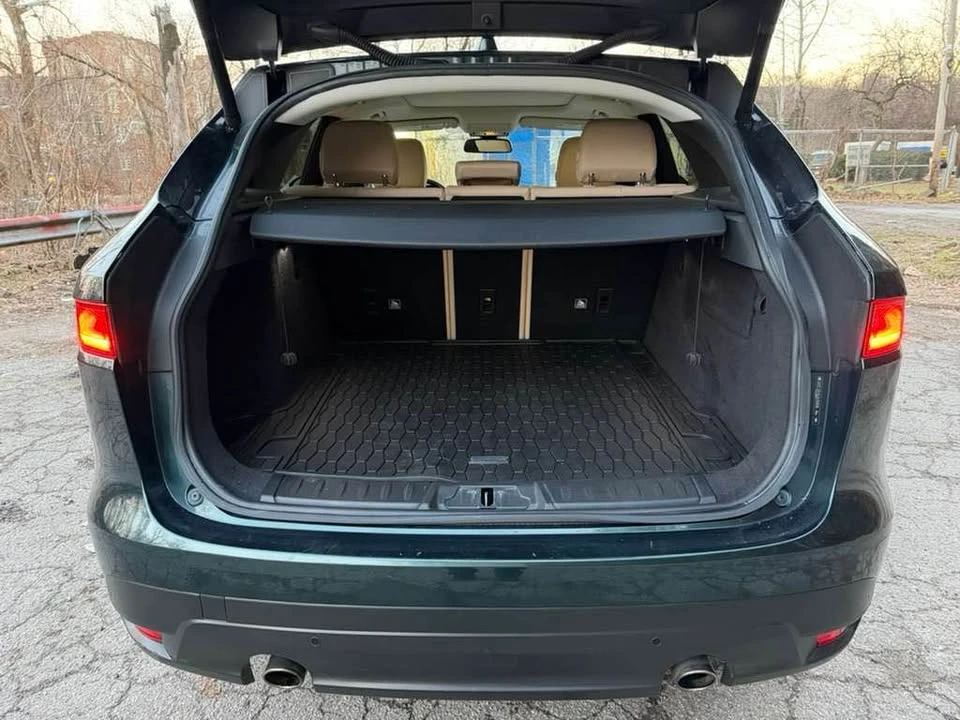 2018 Jaguar F-Pace - Image 5 of 14
