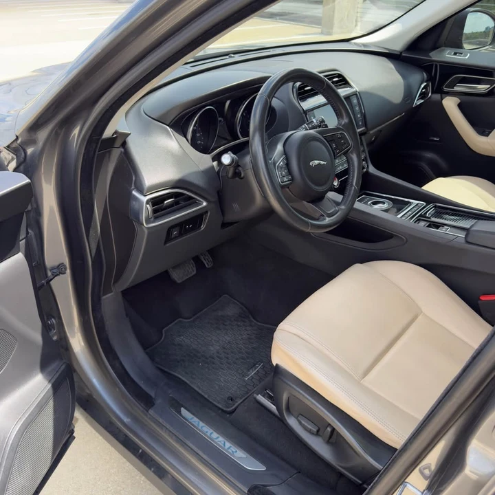 2018 Jaguar F-Pace - Image 5 of 10