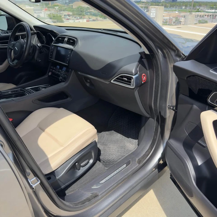 2018 Jaguar F-Pace - Image 6 of 10