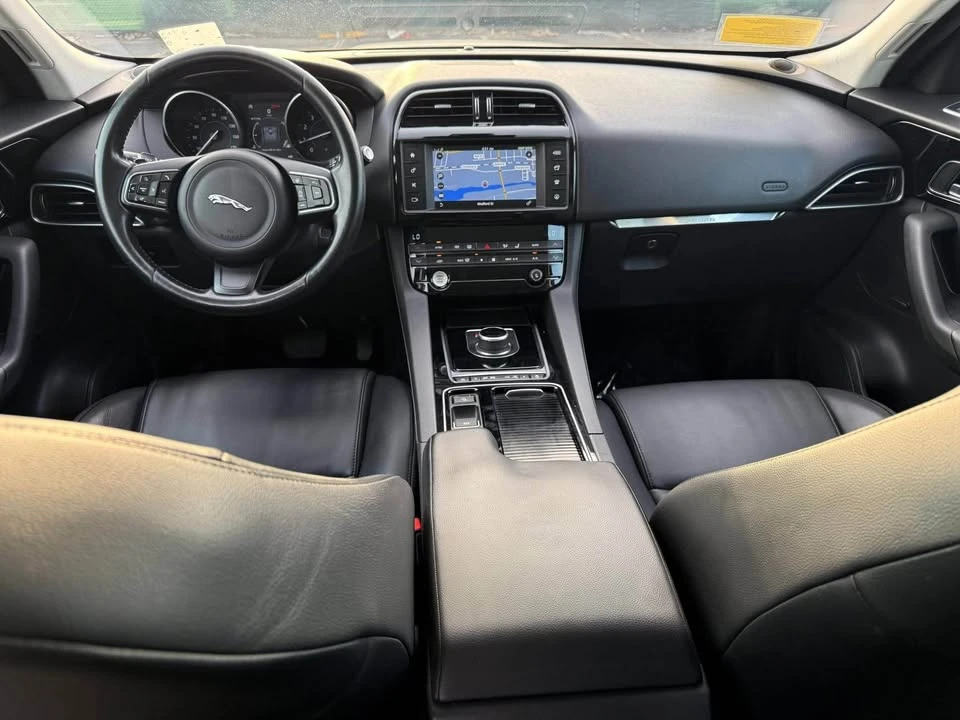 2018 Jaguar F-Pace - Image 13 of 18