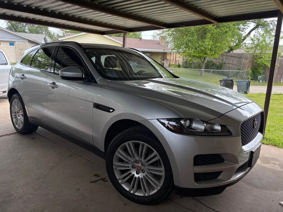 2018 Jaguar F-Pace - Image 2 of 7