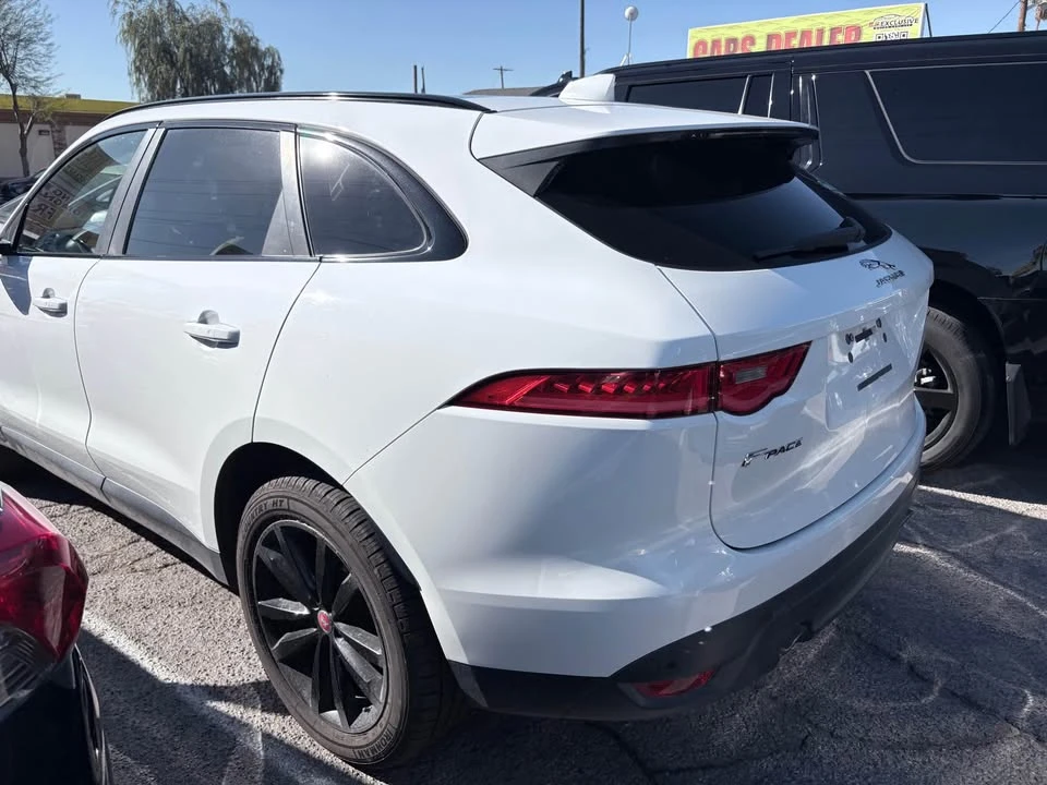 2018 Jaguar F-Pace - Image 3 of 8