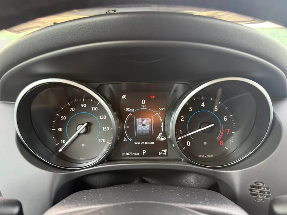2018 Jaguar F-Pace - Image 14 of 18