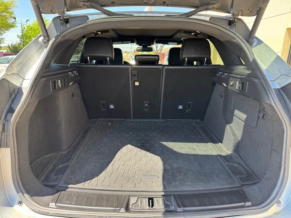 2018 Jaguar F-Pace - Image 9 of 11