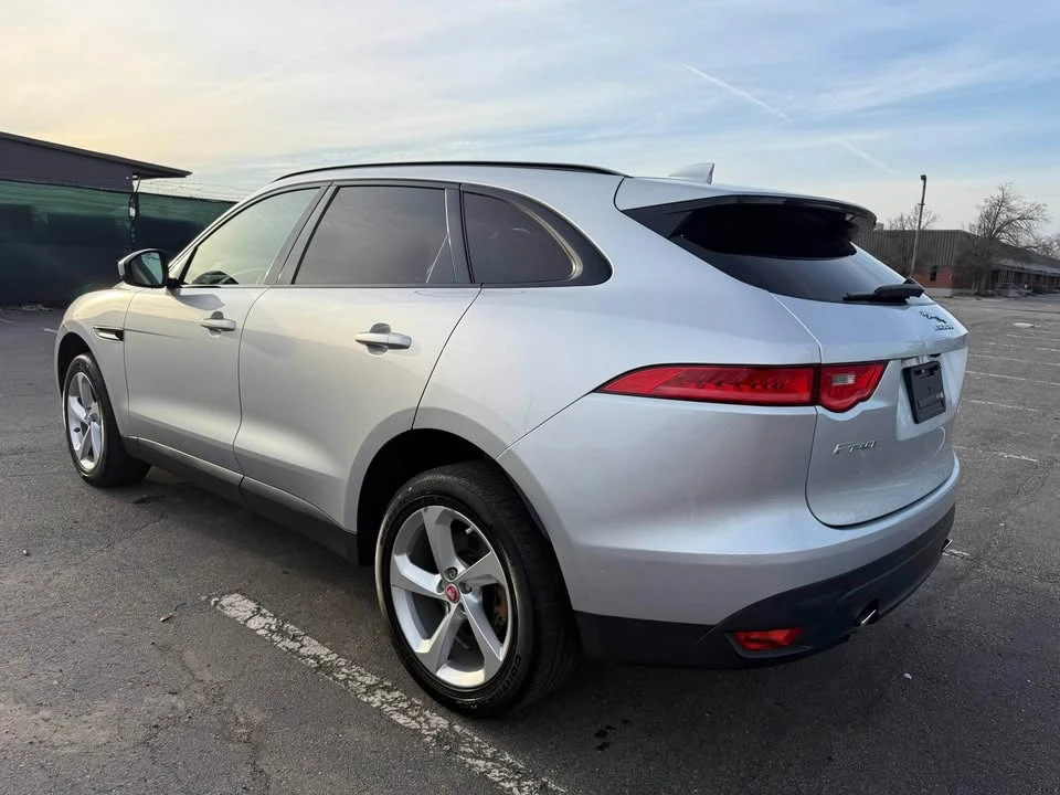 2018 Jaguar F-Pace - Image 4 of 18