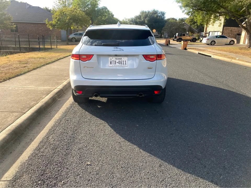 2018 Jaguar F-Pace - Image 4 of 12