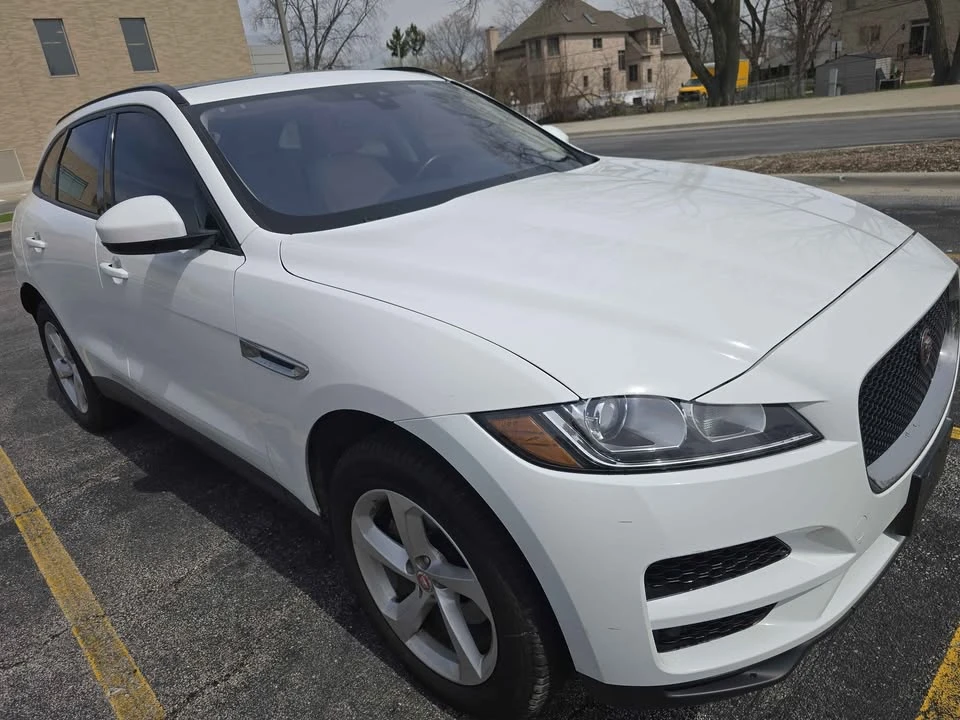 2018 Jaguar F-Pace - Image 5 of 11