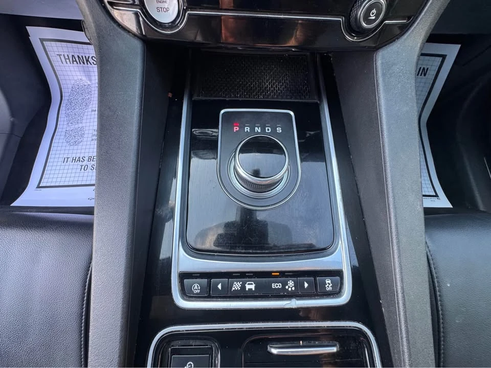 2018 Jaguar F-Pace - Image 12 of 18