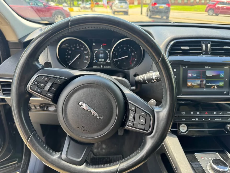 2018 Jaguar F-Pace - Image 10 of 20