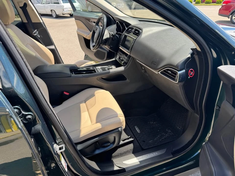 2018 Jaguar F-Pace - Image 15 of 20